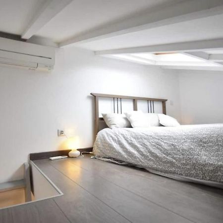 Appartement Superbe 2P Mezzanine Au Coeur Du Vieil Antibes Extérieur photo